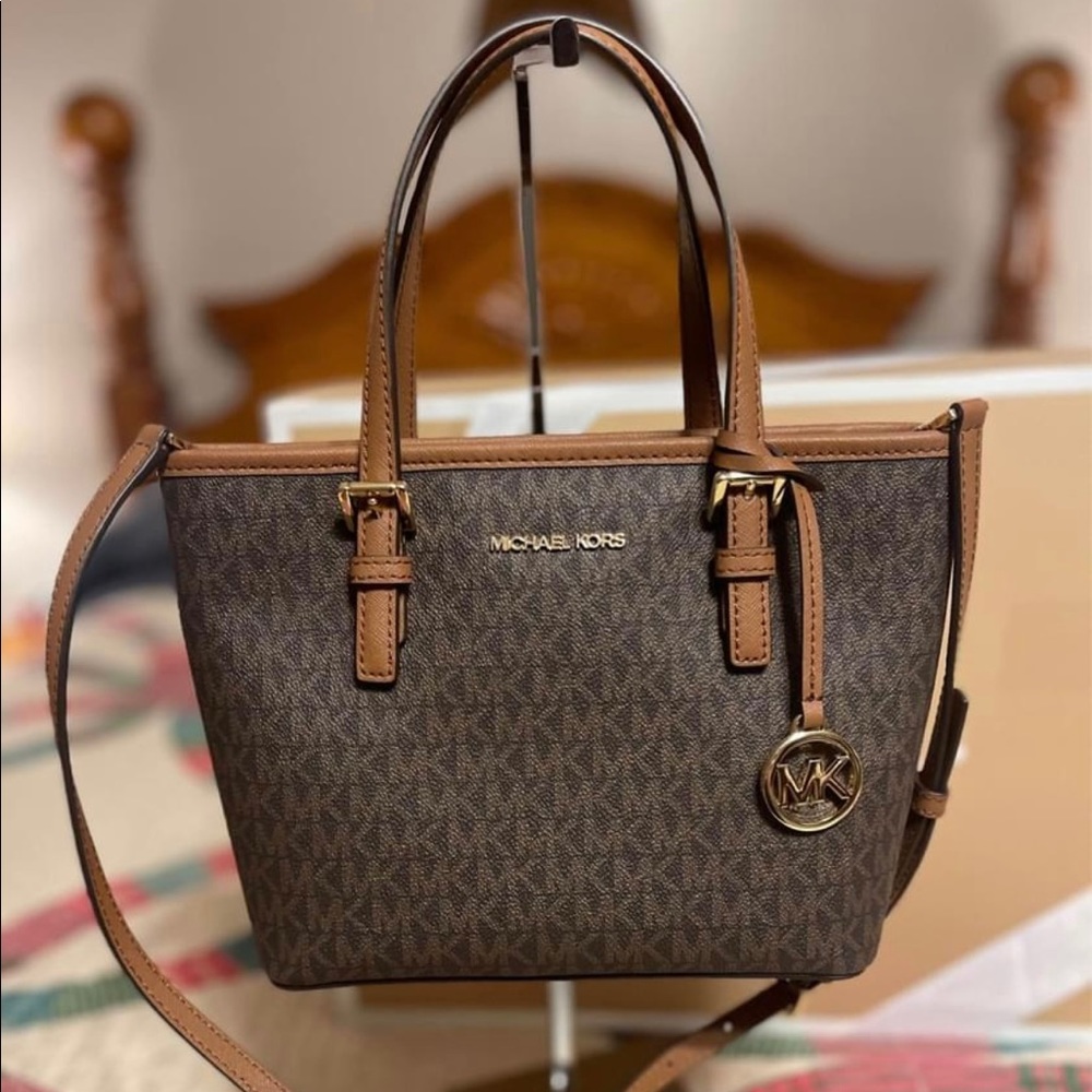 NWT. Michael Kors XS Tote/Crossbody.